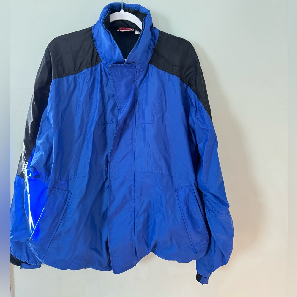 Vintage 1990s Marlboro Windbreaker Jacket Blue Full Zip Hooded Men’s jacket